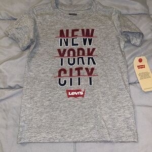 Nwt size 5 Levi’s New York City shirt